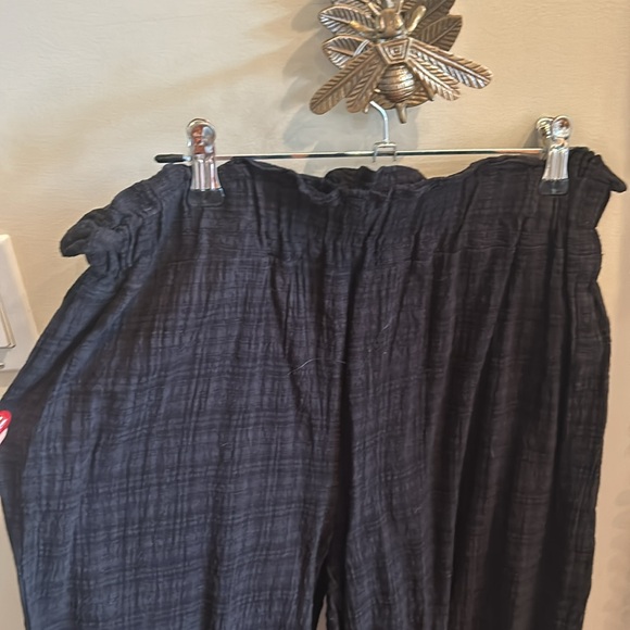 Paper Label Plaid Blue and grey pull-on trouser pant sz. small - Picture 4 of 7